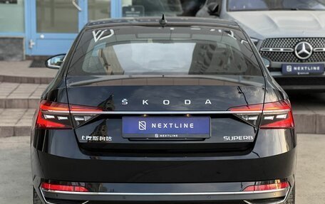 Skoda Superb III рестайлинг, 2025 год, 3 890 000 рублей, 6 фотография