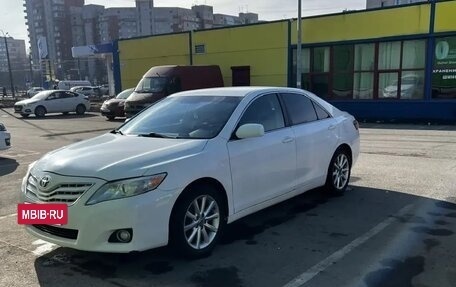 Toyota Camry, 2010 год, 1 100 000 рублей, 2 фотография