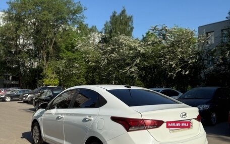 Hyundai Solaris II рестайлинг, 2017 год, 950 000 рублей, 7 фотография