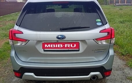 Subaru Forester, 2020 год, 2 850 000 рублей, 2 фотография