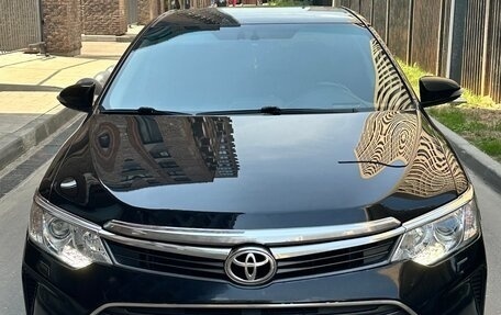 Toyota Camry, 2015 год, 2 000 000 рублей, 2 фотография