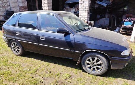 Opel Astra F, 1995 год, 140 000 рублей, 3 фотография