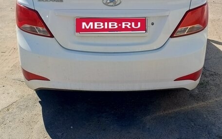 Hyundai Solaris II рестайлинг, 2016 год, 1 100 000 рублей, 3 фотография