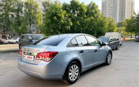 Chevrolet Cruze II, 2011 год, 750 000 рублей, 5 фотография