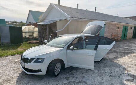 Skoda Octavia, 2019 год, 1 880 000 рублей, 3 фотография