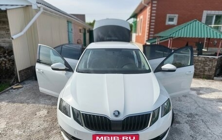 Skoda Octavia, 2019 год, 1 880 000 рублей, 4 фотография