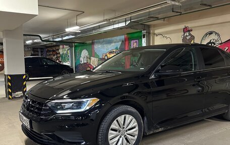 Volkswagen Jetta VII, 2019 год, 1 950 000 рублей, 2 фотография