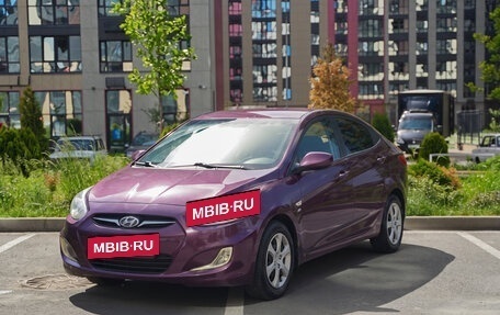 Hyundai Solaris II рестайлинг, 2011 год, 780 000 рублей, 2 фотография