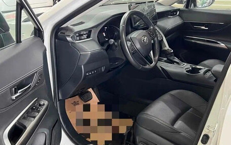 Toyota Harrier, 2024 год, 3 593 000 рублей, 7 фотография