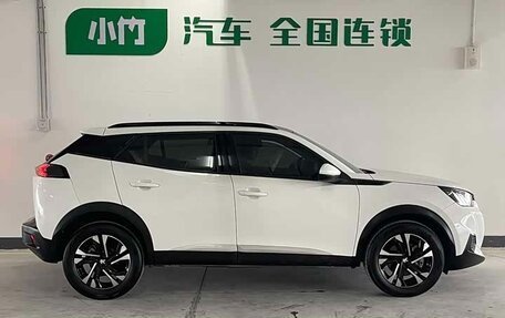 Peugeot 2008 II, 2022 год, 1 930 077 рублей, 7 фотография