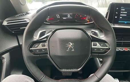 Peugeot 2008 II, 2022 год, 1 930 077 рублей, 10 фотография