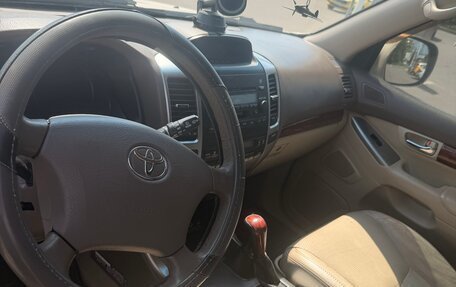 Toyota Land Cruiser Prado 120 рестайлинг, 2005 год, 1 800 000 рублей, 7 фотография