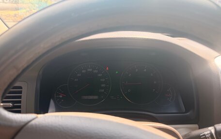 Toyota Land Cruiser Prado 120 рестайлинг, 2005 год, 1 800 000 рублей, 9 фотография