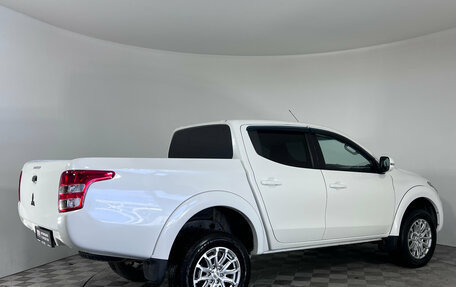 Mitsubishi L200 IV рестайлинг, 2017 год, 2 050 000 рублей, 5 фотография