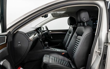 Volkswagen Passat B8 рестайлинг, 2016 год, 1 990 000 рублей, 5 фотография