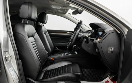 Volkswagen Passat B8 рестайлинг, 2016 год, 1 990 000 рублей, 6 фотография