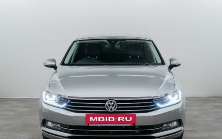 Volkswagen Passat B8 рестайлинг, 2016 год, 1 990 000 рублей, 2 фотография