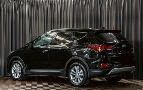 Hyundai Santa Fe III рестайлинг, 2018 год, 2 095 000 рублей, 4 фотография