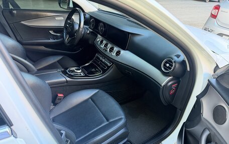 Mercedes-Benz E-Класс, 2019 год, 1 898 000 рублей, 13 фотография