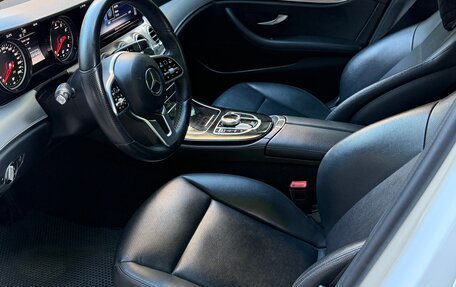 Mercedes-Benz E-Класс, 2019 год, 1 898 000 рублей, 10 фотография