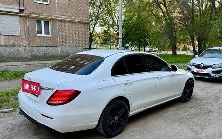 Mercedes-Benz E-Класс, 2019 год, 1 898 000 рублей, 4 фотография