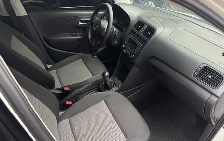 Volkswagen Polo VI (EU Market), 2014 год, 800 000 рублей, 10 фотография