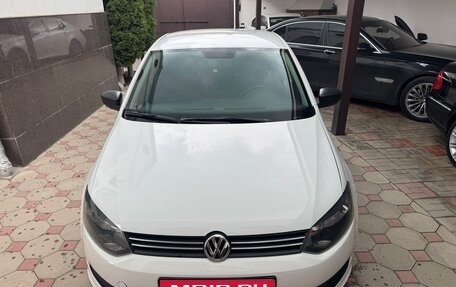 Volkswagen Polo VI (EU Market), 2014 год, 800 000 рублей, 3 фотография