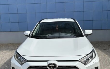Toyota RAV4, 2020 год, 3 100 000 рублей, 6 фотография