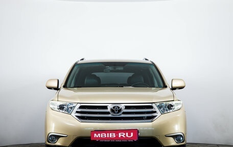 Toyota Highlander III, 2010 год, 2 179 000 рублей, 3 фотография