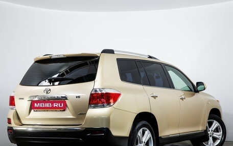 Toyota Highlander III, 2010 год, 2 179 000 рублей, 5 фотография