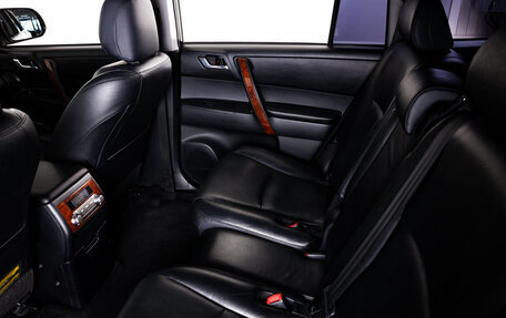 Toyota Highlander III, 2010 год, 2 179 000 рублей, 12 фотография