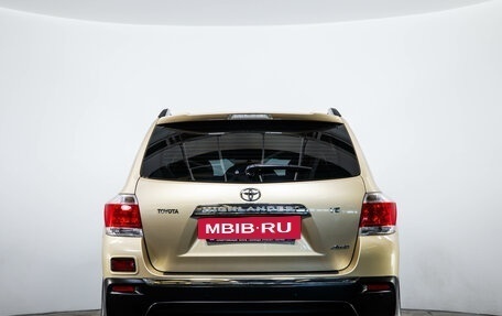 Toyota Highlander III, 2010 год, 2 179 000 рублей, 6 фотография