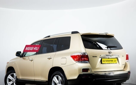 Toyota Highlander III, 2010 год, 2 179 000 рублей, 7 фотография