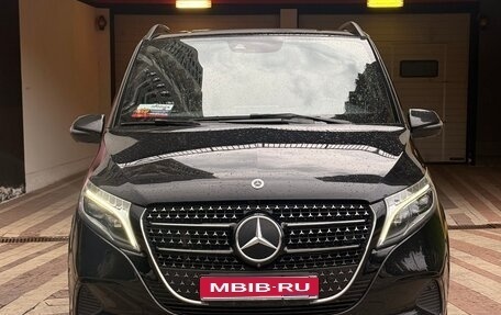 Mercedes-Benz V-Класс, 2022 год, 8 500 000 рублей, 1 фотография