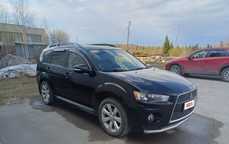 Mitsubishi Outlander III рестайлинг 3, 2011 год, 1 180 000 рублей, 2 фотография