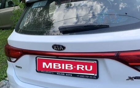 KIA Rio IV, 2018 год, 1 550 000 рублей, 4 фотография