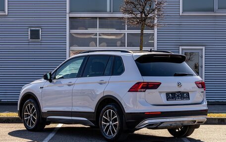 Volkswagen Tiguan II, 2020 год, 2 295 000 рублей, 4 фотография