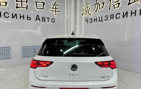 Volkswagen Golf VIII, 2023 год, 2 030 000 рублей, 5 фотография