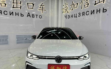 Volkswagen Golf VIII, 2023 год, 2 030 000 рублей, 2 фотография
