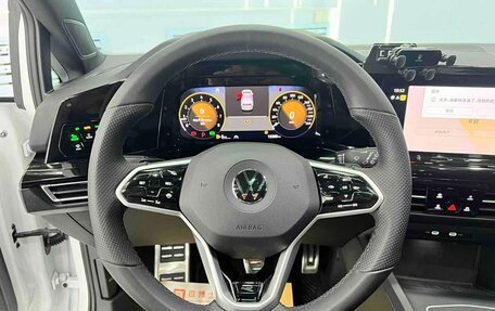 Volkswagen Golf VIII, 2023 год, 2 030 000 рублей, 10 фотография
