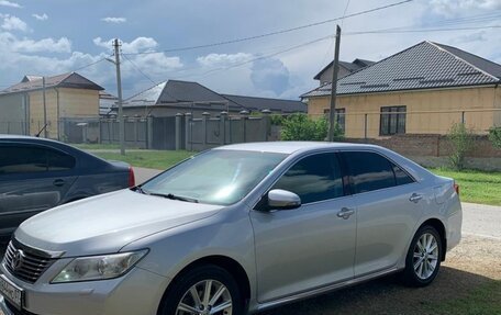 Toyota Camry, 2014 год, 1 780 000 рублей, 2 фотография