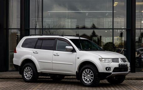 Mitsubishi Pajero Sport II рестайлинг, 2013 год, 1 535 000 рублей, 3 фотография