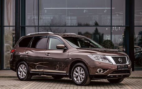 Nissan Pathfinder, 2016 год, 1 655 000 рублей, 3 фотография