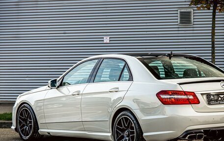 Mercedes-Benz E-Класс, 2011 год, 1 435 000 рублей, 9 фотография