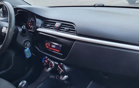 KIA Rio IV, 2020 год, 997 000 рублей, 6 фотография
