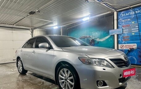 Toyota Camry, 2010 год, 1 100 000 рублей, 2 фотография