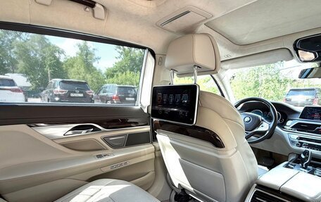BMW 7 серия, 2016 год, 4 185 000 рублей, 17 фотография