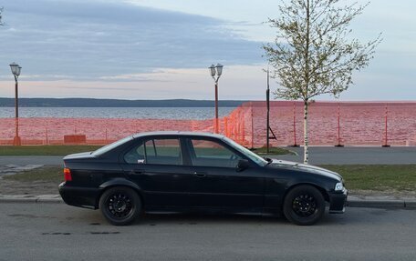 BMW 3 серия, 1992 год, 249 000 рублей, 4 фотография