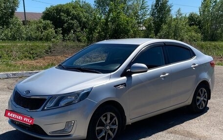 KIA Rio III рестайлинг, 2012 год, 750 000 рублей, 2 фотография