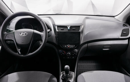 Hyundai Solaris II рестайлинг, 2013 год, 825 000 рублей, 5 фотография